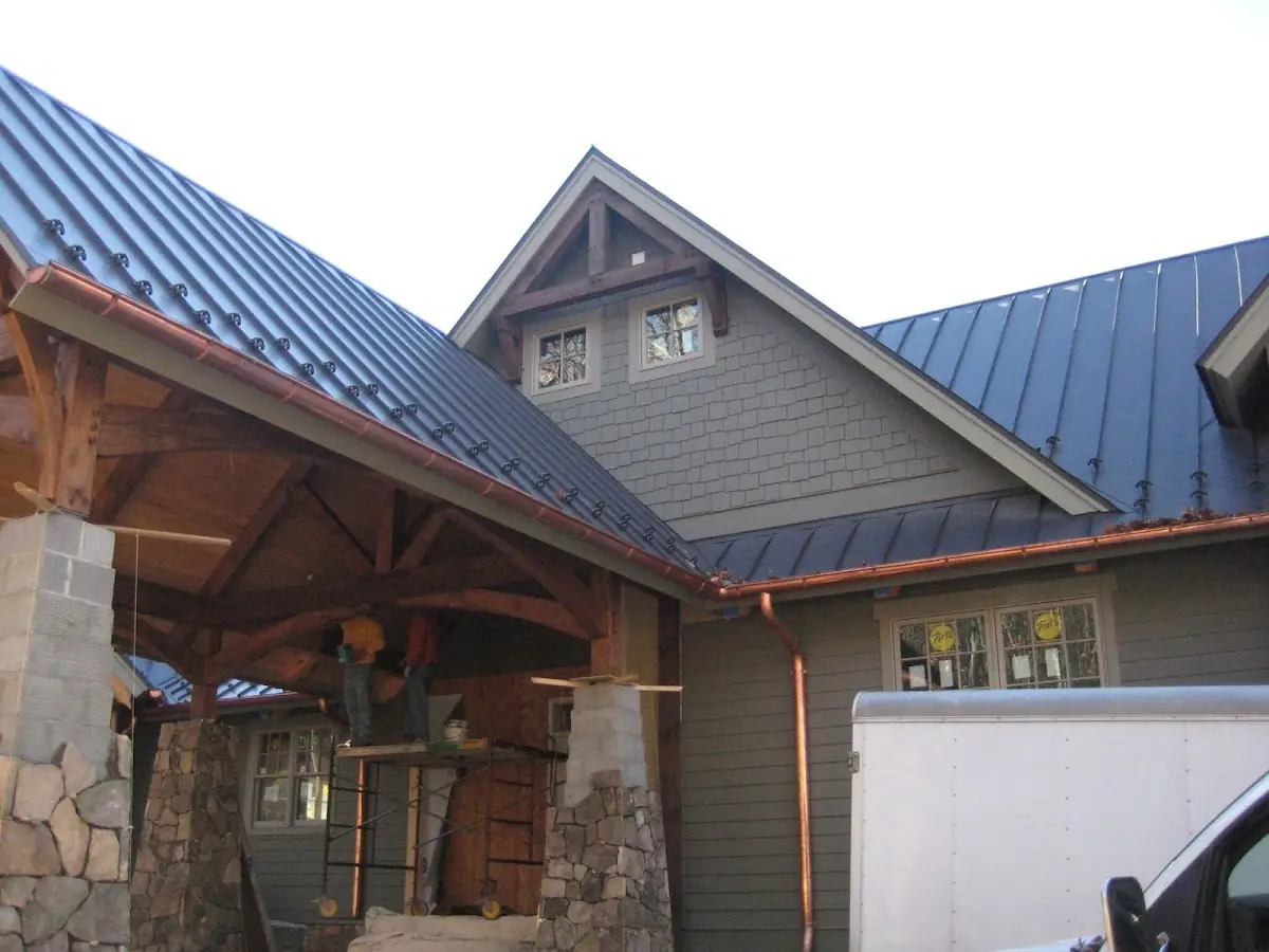Craftsman Roofing team delivering quality roofing work in Vadnais Heights
